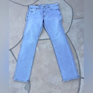 J. Crew Men’s stretch denim 33/32